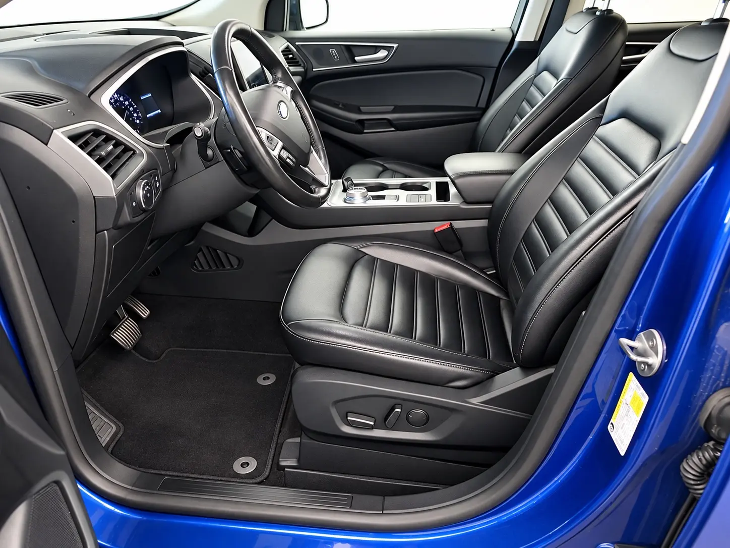 2021 Ford Edge SEL AWD ā photo 2 of 3